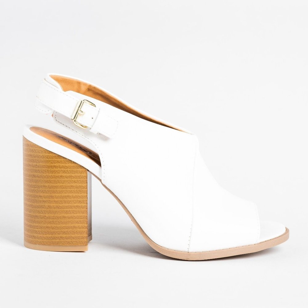 Qupid Brammer-12 White Slingback Open-Toe